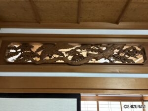 立派な欄間もついております。