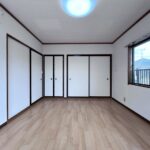 2階6帖洋室　別角度です。