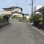 磐田市東貝塚　売土地　整形地・角地　解体更地、確定測量渡し　建築条件なしの画像