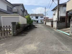 磐田市東貝塚　売土地　整形地・角地　解体更地、確定測量渡し　建築条件なしの画像