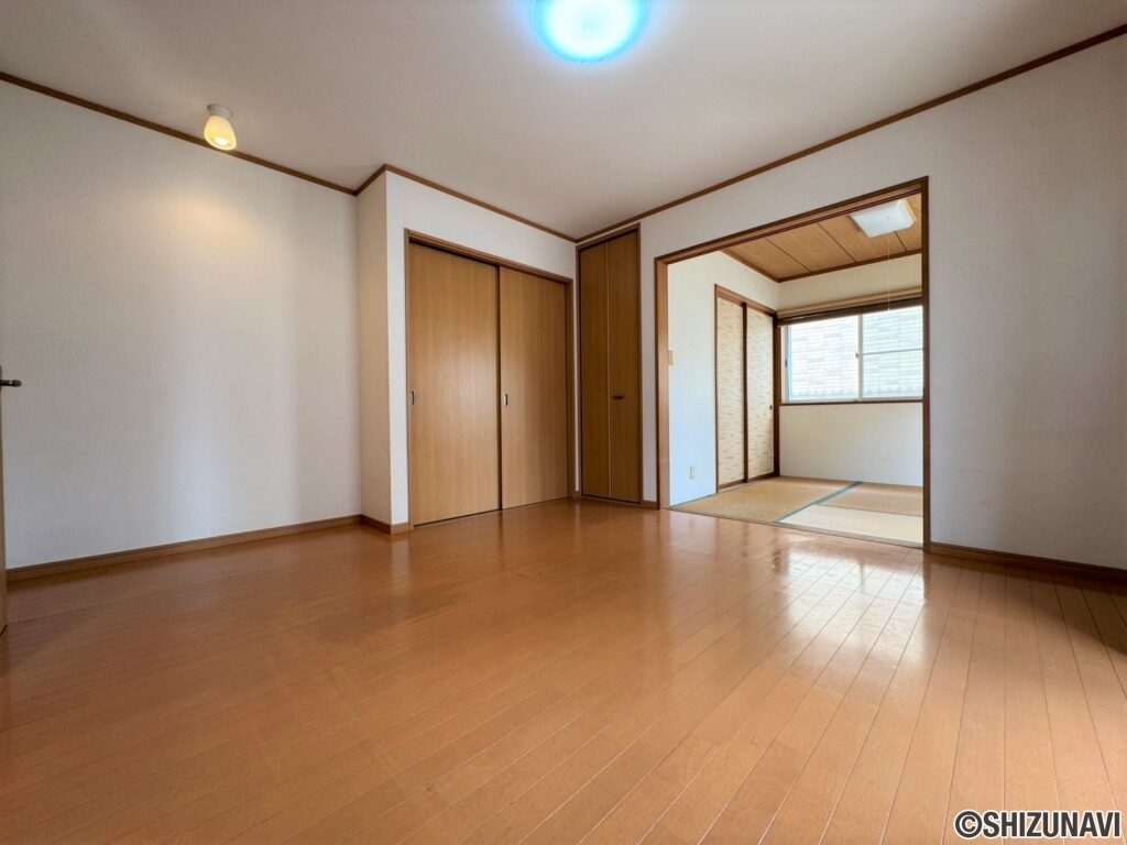 リビングは使い勝手の良い大きさです♪