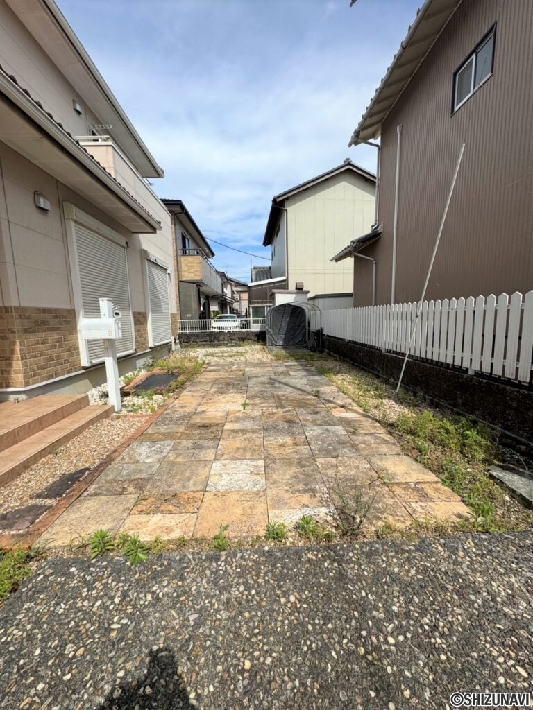 焼津市本中根中古住宅　の画像