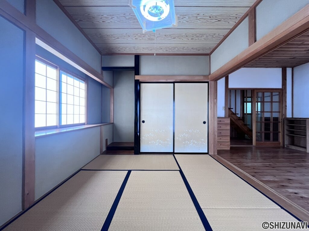 1階和室　別角度です。