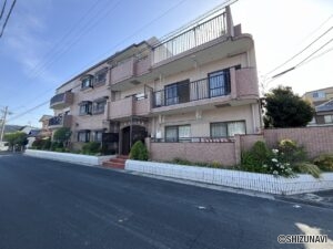 日栄ハイム城北　2階　2LDK　2025年5月リフォーム完成済の物件画像