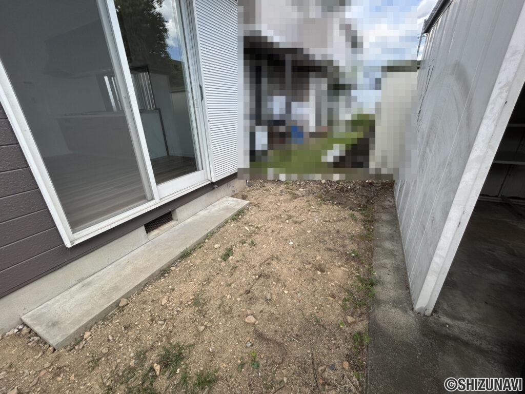 【庭】庭石の撤去を行いました。