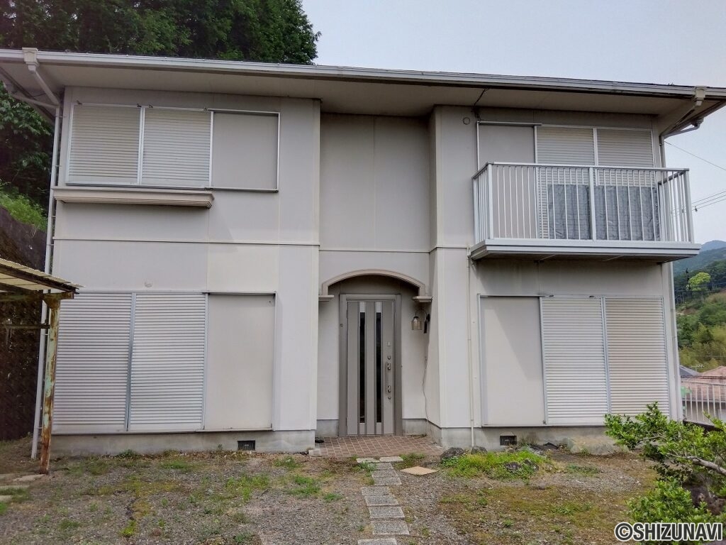 裾野市茶畑　中古住宅　外観