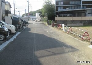 駿河区八幡5　前面道路