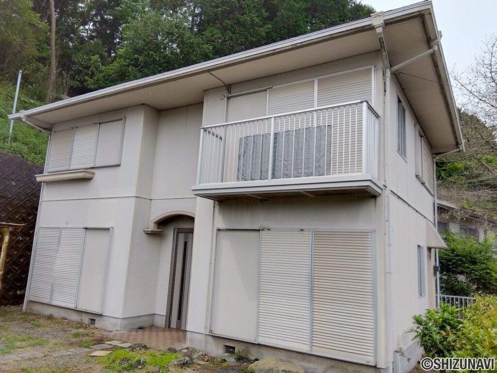 裾野市茶畑　中古住宅　外観
