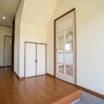 玄関内　別角度です。
