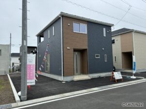 新築一戸建て　富士宮市舞々木町　2階建　4LDKの物件画像