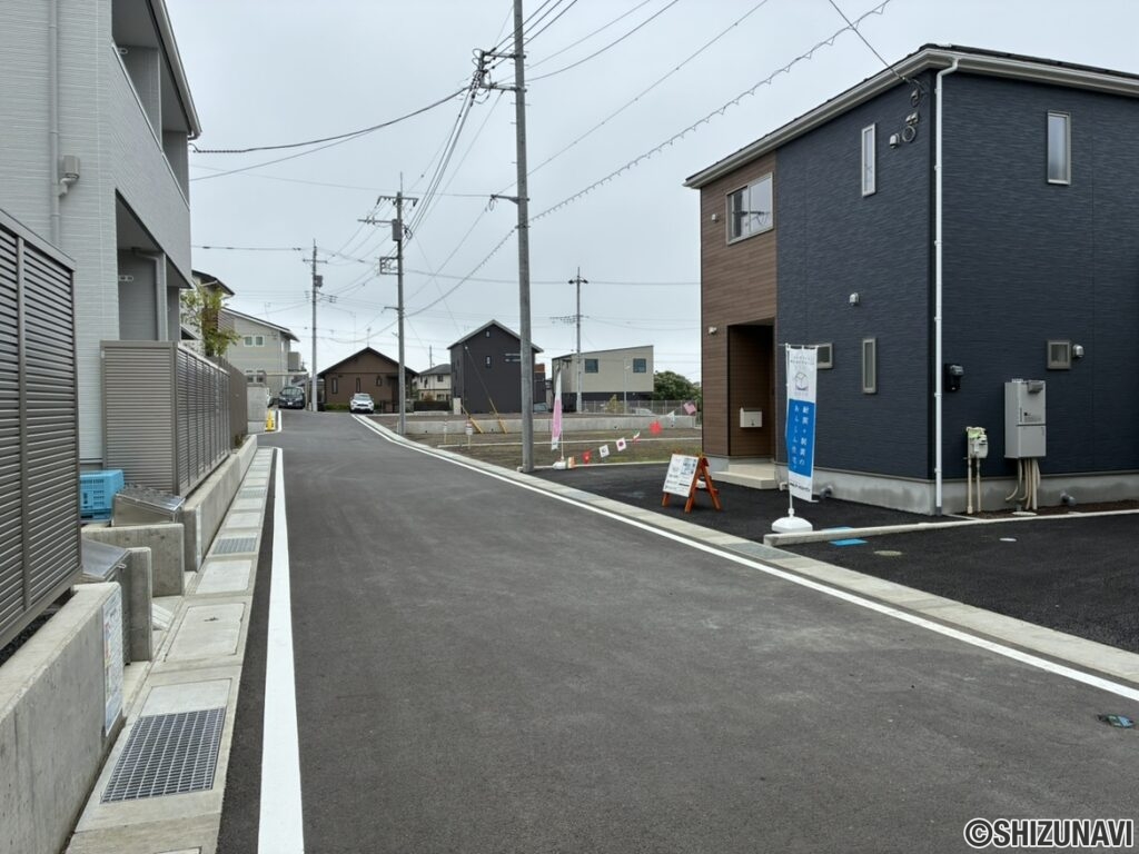 新築一戸建て　富士宮市舞々木町　2階建　4LDKの画像