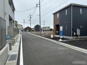 新築一戸建て　富士宮市舞々木町　2階建　4LDKの画像