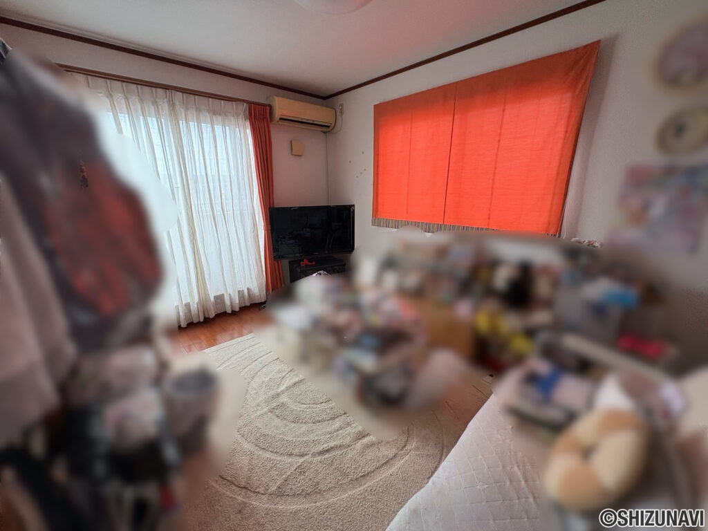 ３階南西の洋室です。