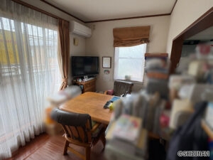 キッチン前のダイニングです。