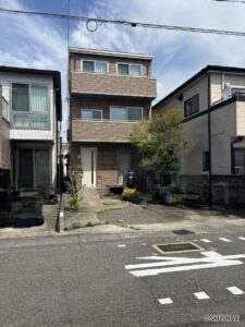 【仲介手数料不要】静岡市駿河区小鹿一丁目　3階建てセキスイハイム施工住宅の物件画像