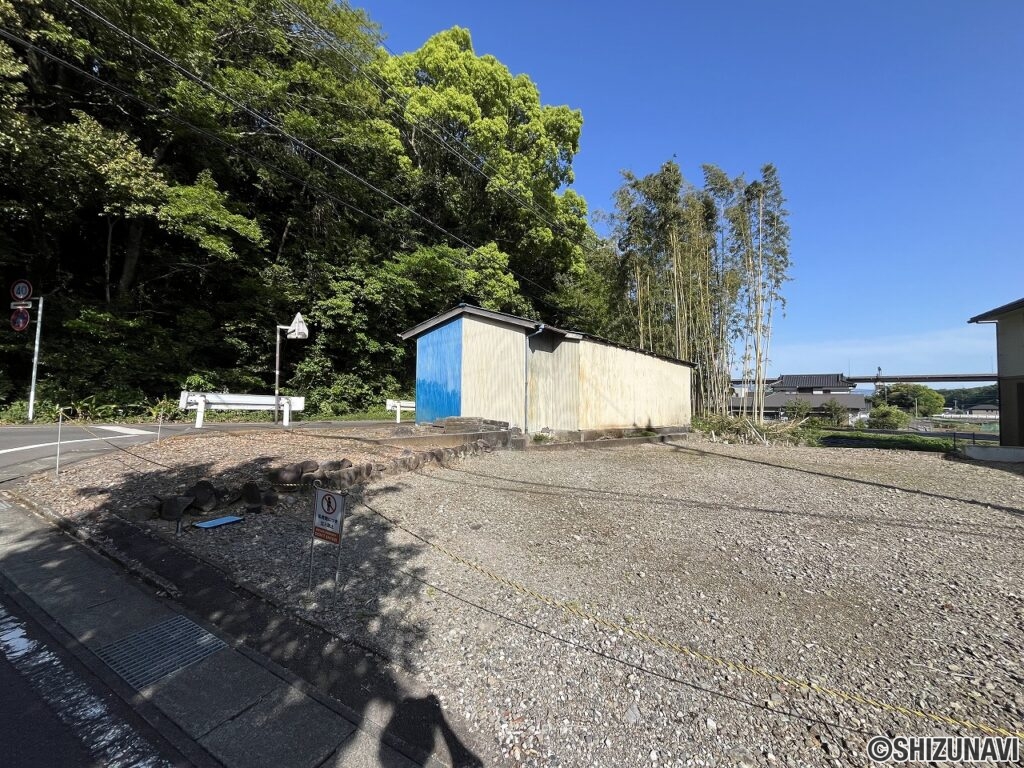 長泉町上長窪　角地の画像