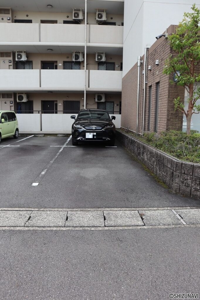 駐車場縦列2台