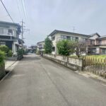 前面道路です