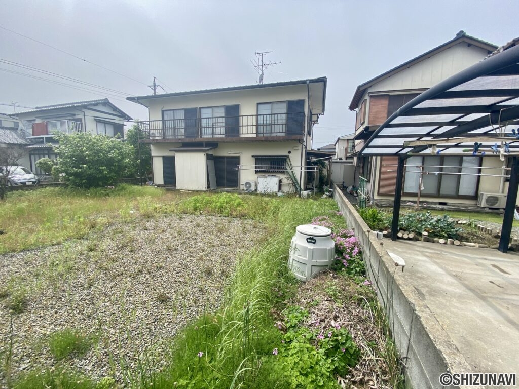隣地との堺もしっかりしています