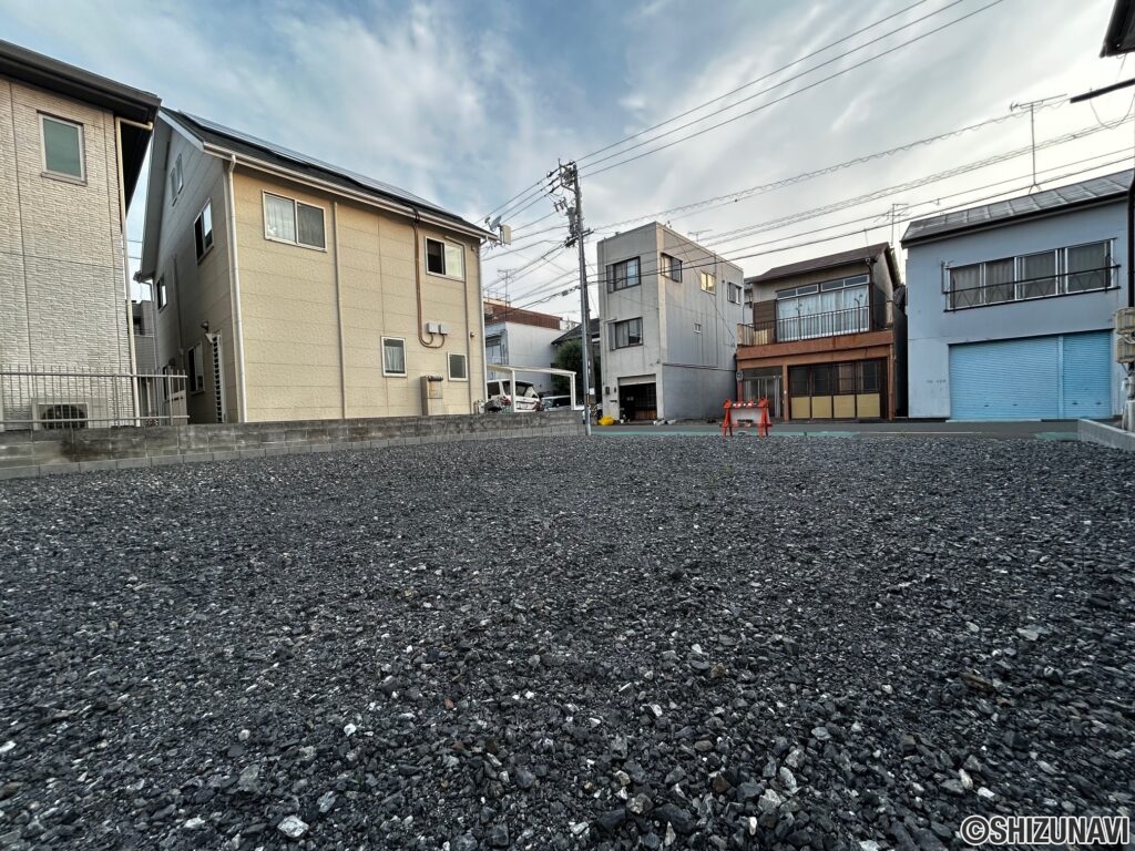 南側奥から