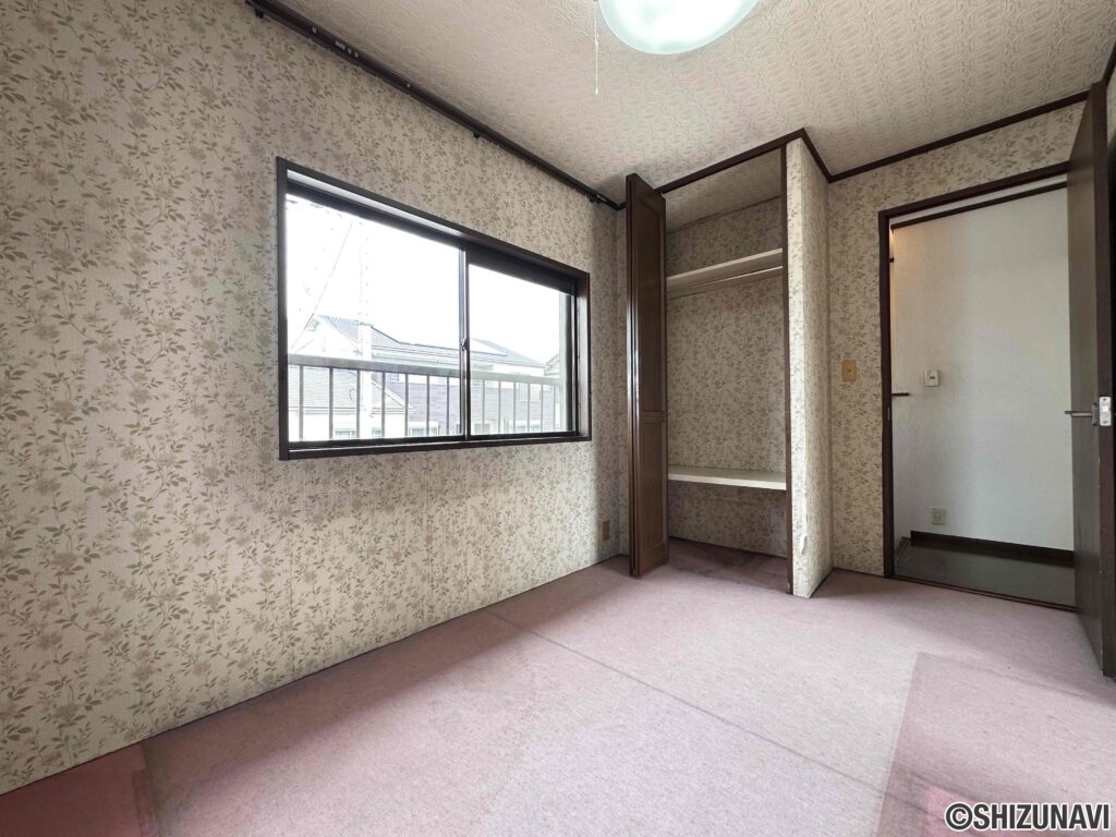 ２F北側洋室5帖。