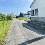 前面道路になります。