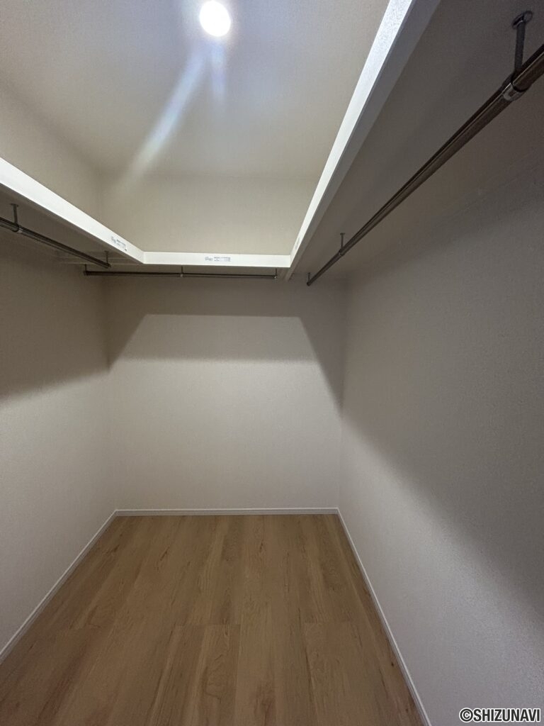 葵区　新築　収納