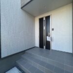 葵区　新築　玄関