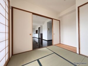 【仲介手数料不要】ディーグランセ鷹匠　13階　4LDKの画像
