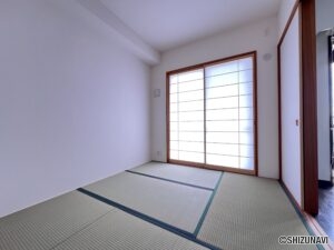 【仲介手数料不要】ディーグランセ鷹匠　13階　4LDKの画像