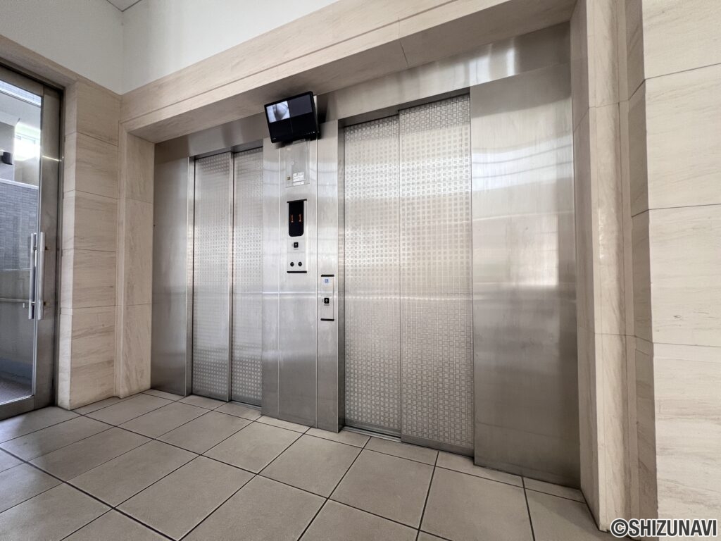 【仲介手数料不要】ディーグランセ鷹匠　13階　4LDKの画像