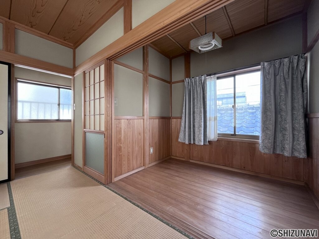 静岡市　清水区三保115-12　室内