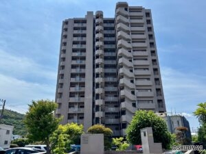サーパス大岡公園902号室