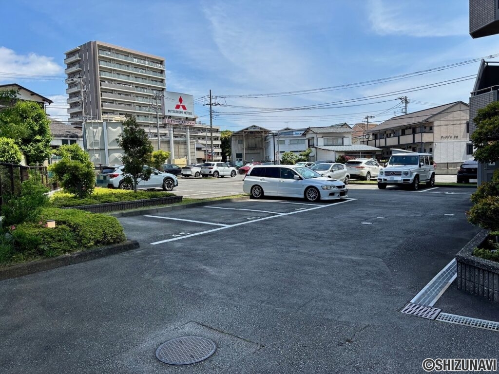 サーパス大岡公園902号室