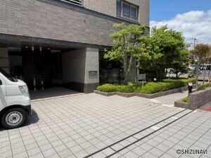 サーパス大岡公園902号室