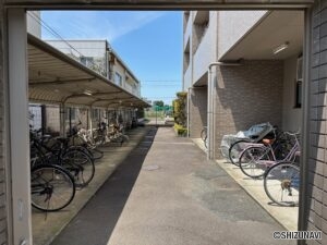 サーパス大岡公園902号室