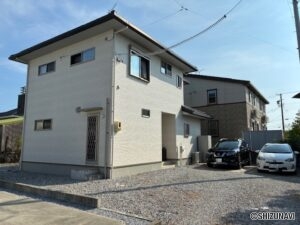 浜松市中央区白羽町　中古住宅　築5年　4SLDKの物件画像