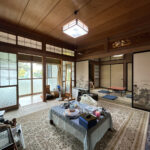 【リフォーム前/LDK】約21.75帖のLDKへリフォームします。フローリング重張、クロス張替え、建具・照明の交換を行います。