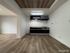 リビングダイニングキッチン　別角度です。