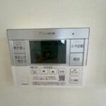 給湯器リモコンです