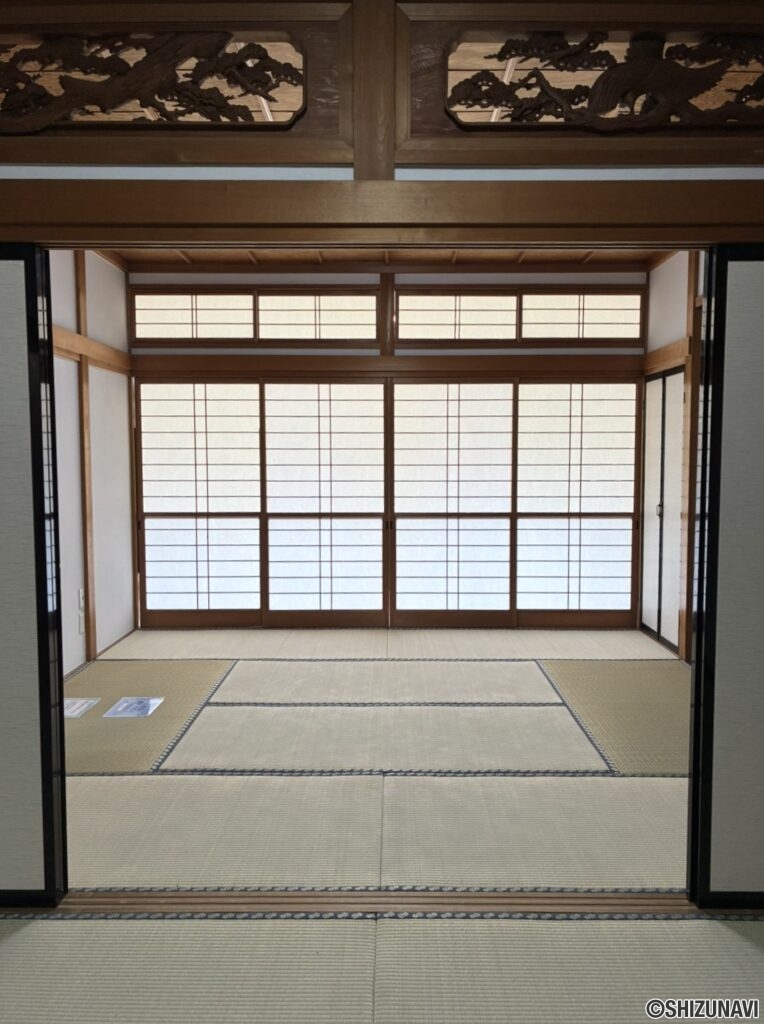 和室の障子は閉め切ることもできます。