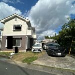 【駐車場】車種にもよりますが、並列3台、合計4台駐車していただけるよう拡張しました。