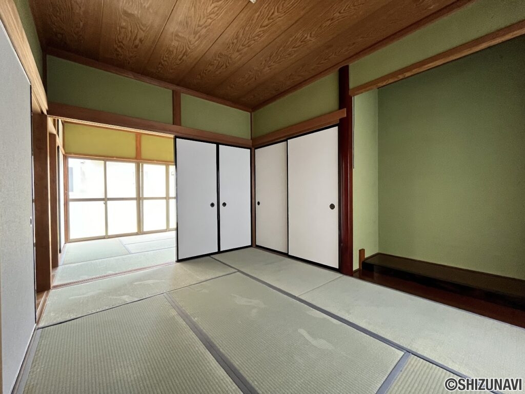 1階和室　別角度です。