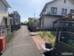 北東 前面道路②