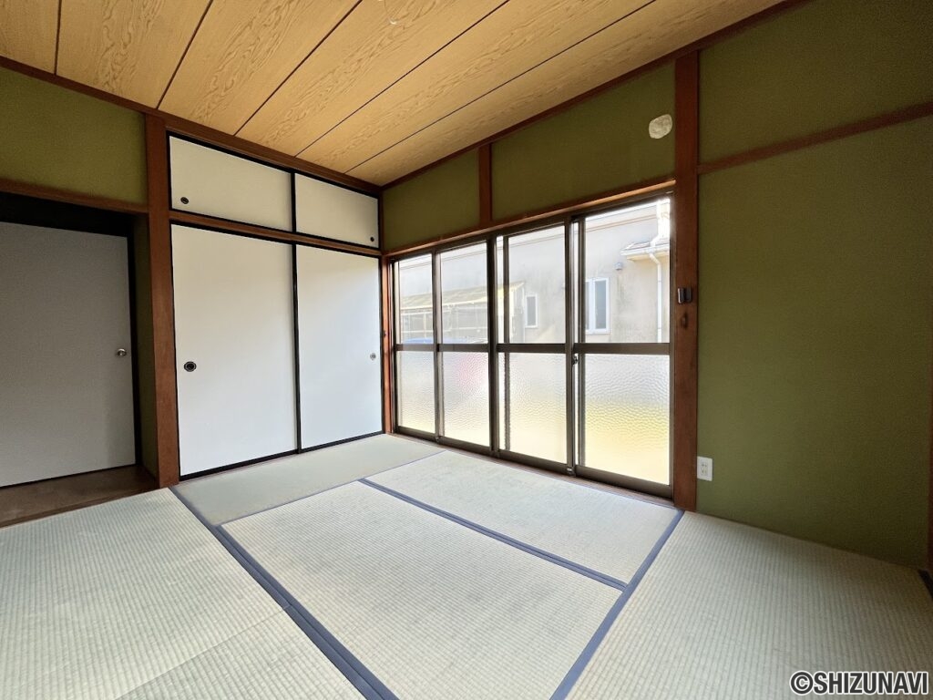 1階和室　別角度です。