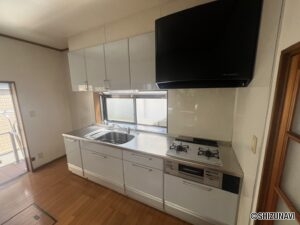 収納もしっかりとあるキッチンです