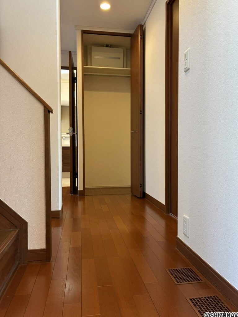 伊豆の国市南條　セキスイハイム中古住宅　内観