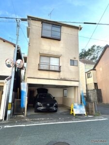 浜松市中央区中沢町　3LDK　ガレージ付き3階建て中古住宅の物件画像