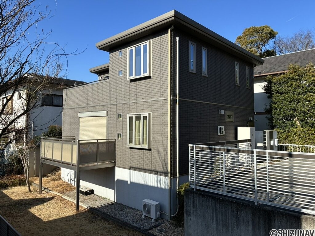 伊豆の国市南條　セキスイハイム中古住宅　外観