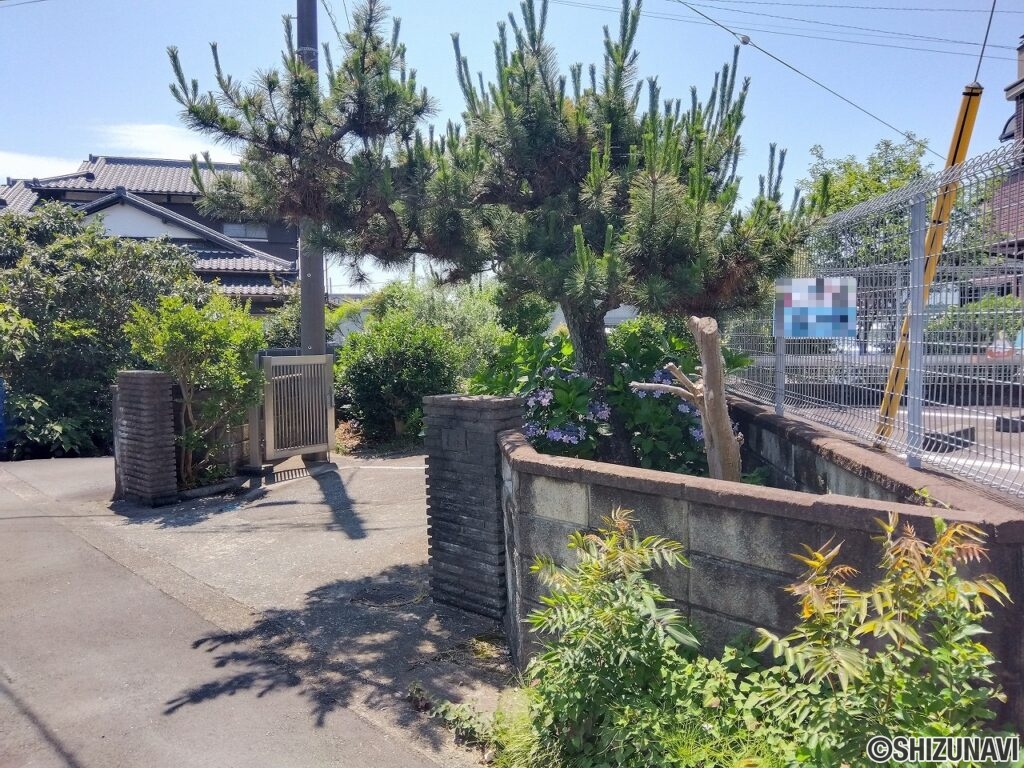 富士市水戸島　中古住宅　外観
